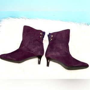 Rockport Adipren size 8 new purple suede heeled boots